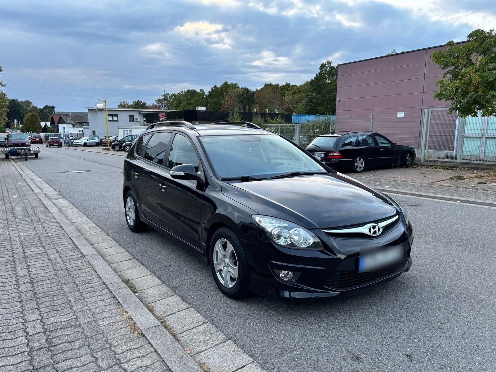 Hyundai i30, 2011 — авто для ЗСУ з Європи