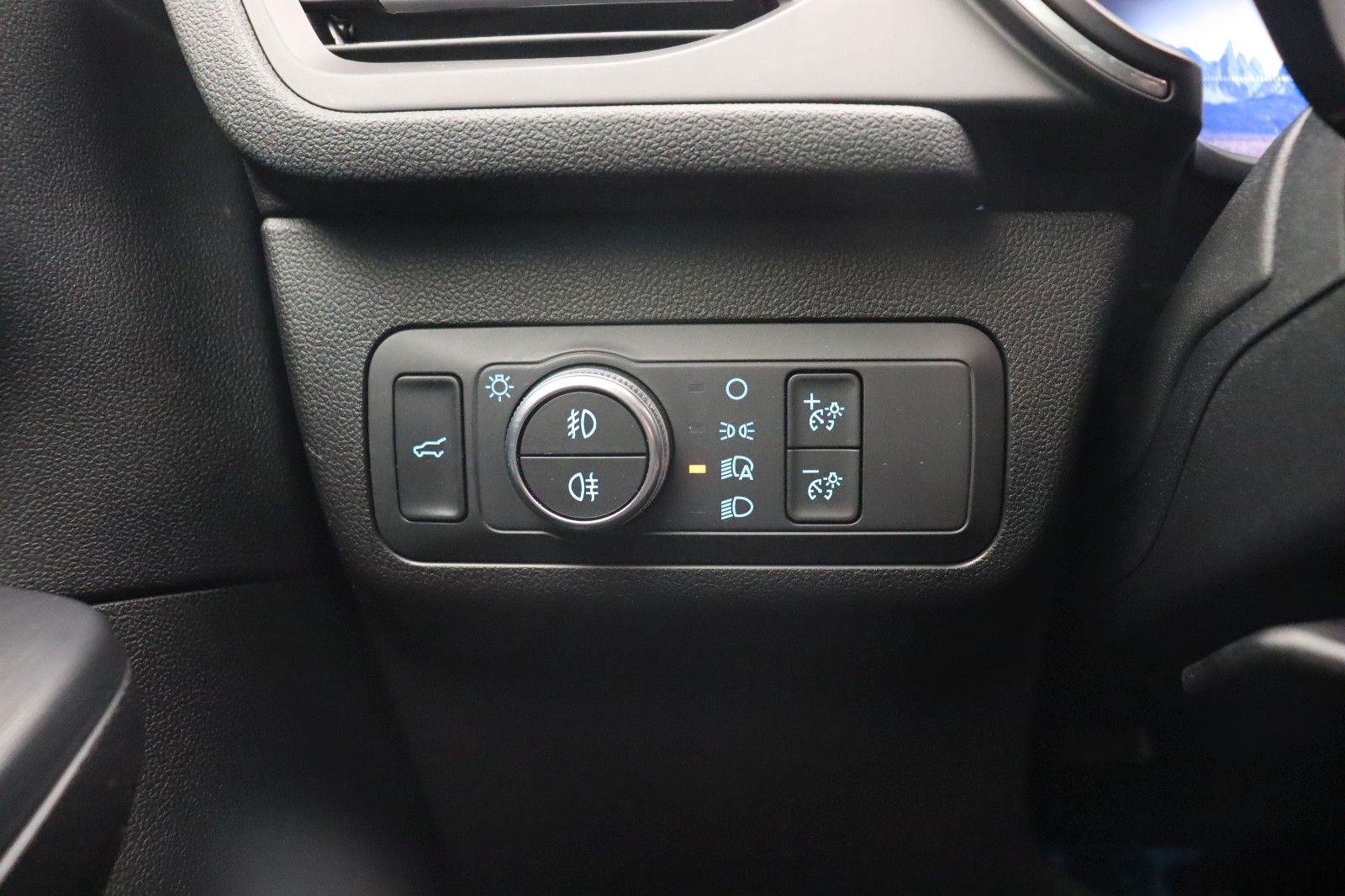 Fahrzeugabbildung Ford Kuga 1.5 Titanium X HUD AHK LED ACC