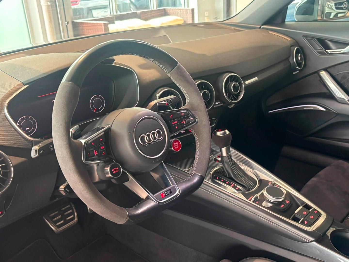 Audi TT RS Roadster 2.5 TFSI quattro