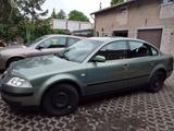 Volkswagen VW Passat Limousine, Baujahr 2003 - gebrauchte Volkswagen Passat aus dem Jahr 2003