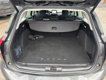 Ford Focus Turnier 1.5 EcoBoost Aut. TITANIUM