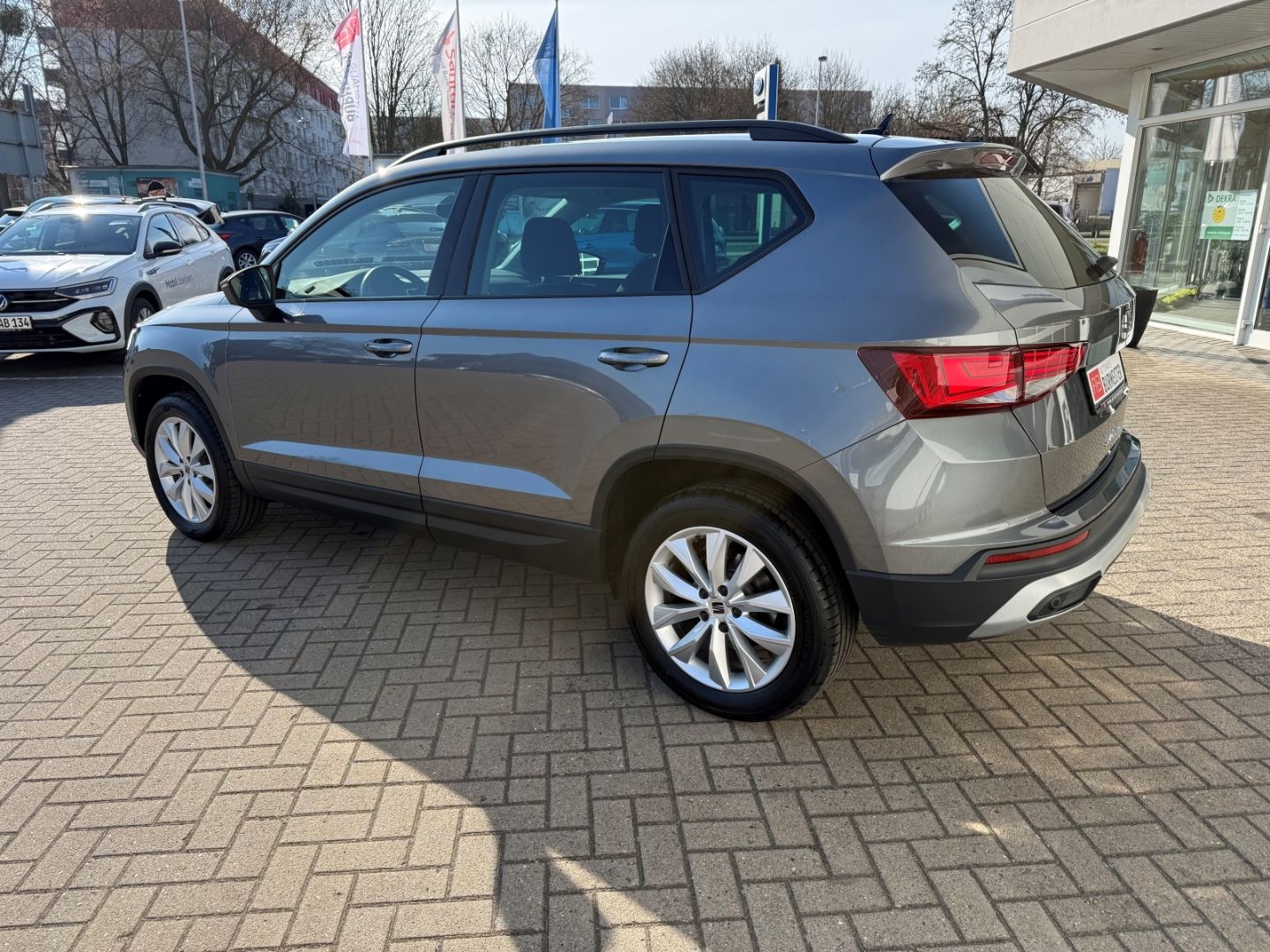 Fahrzeugabbildung SEAT Ateca Style Digitales Cockpit LED Navi AHK RFK D