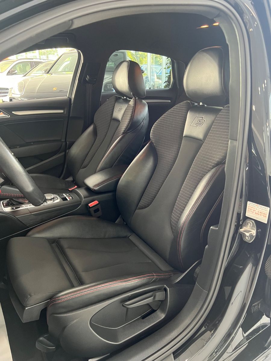 Fahrzeugabbildung Audi S3 Lim. 2.0 TFSI quattro * ALL BLACK *