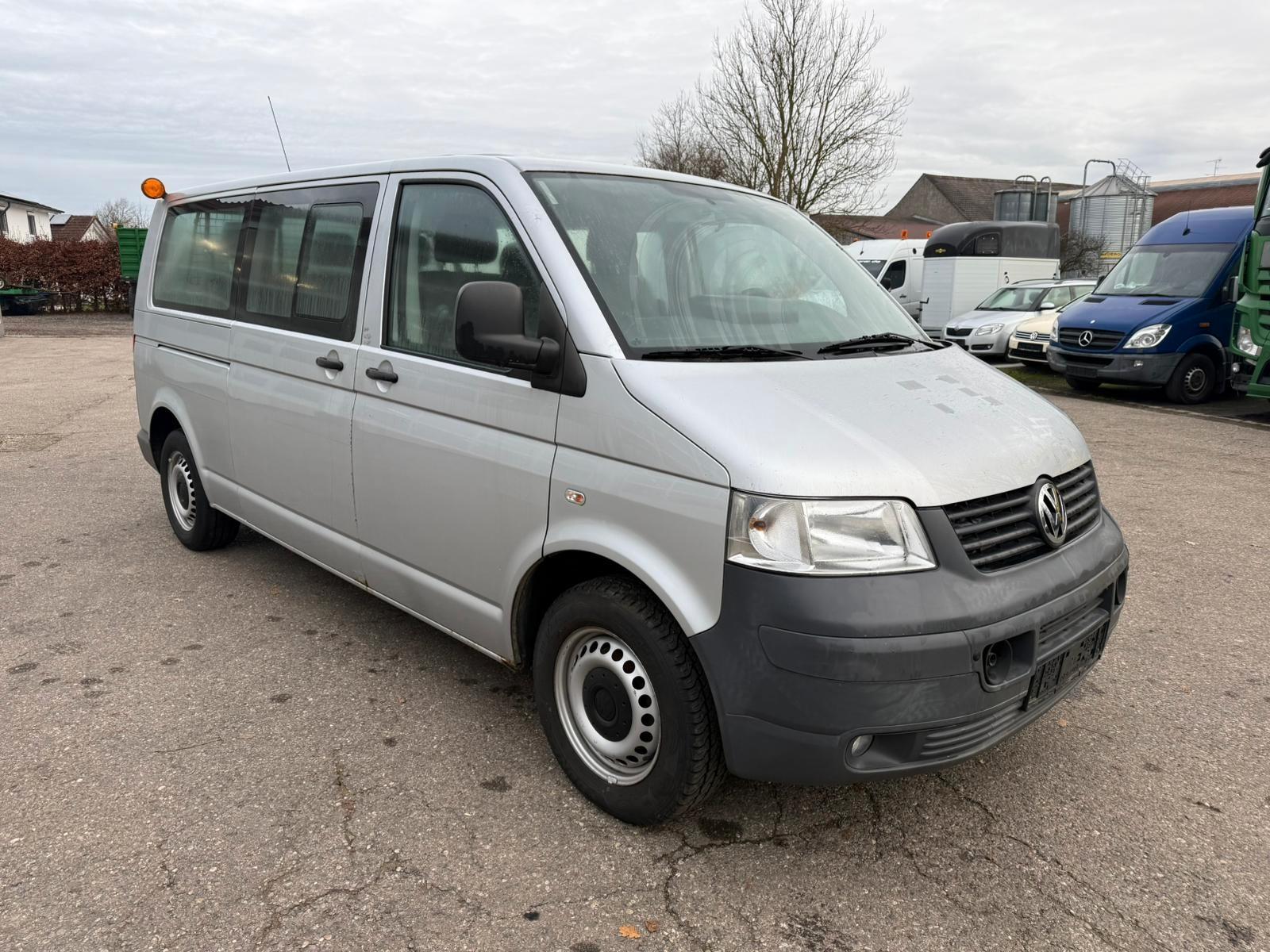Volkswagen T5 lang 7 Sitzer Ex Behörde