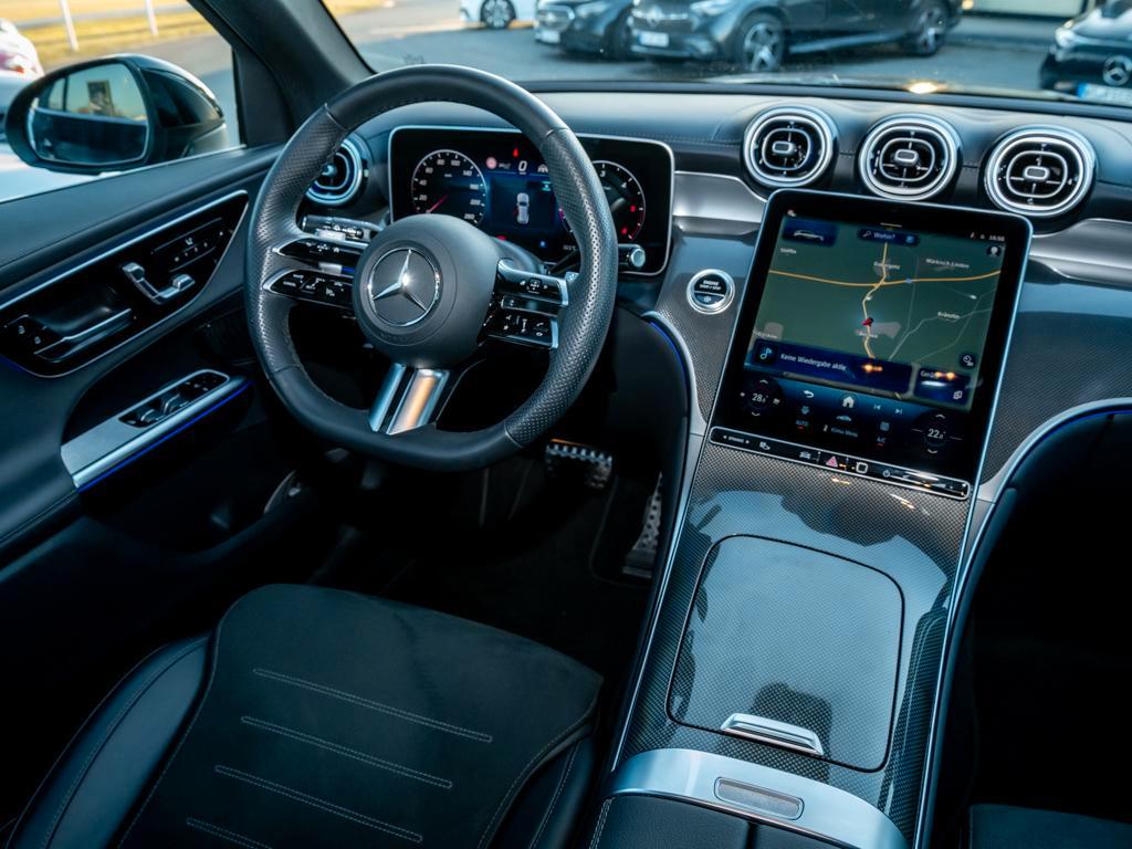 Mercedes-Benz GLC 300 d 4M AMG DISTRONIC AHK KEYLESS SHZ MBUX