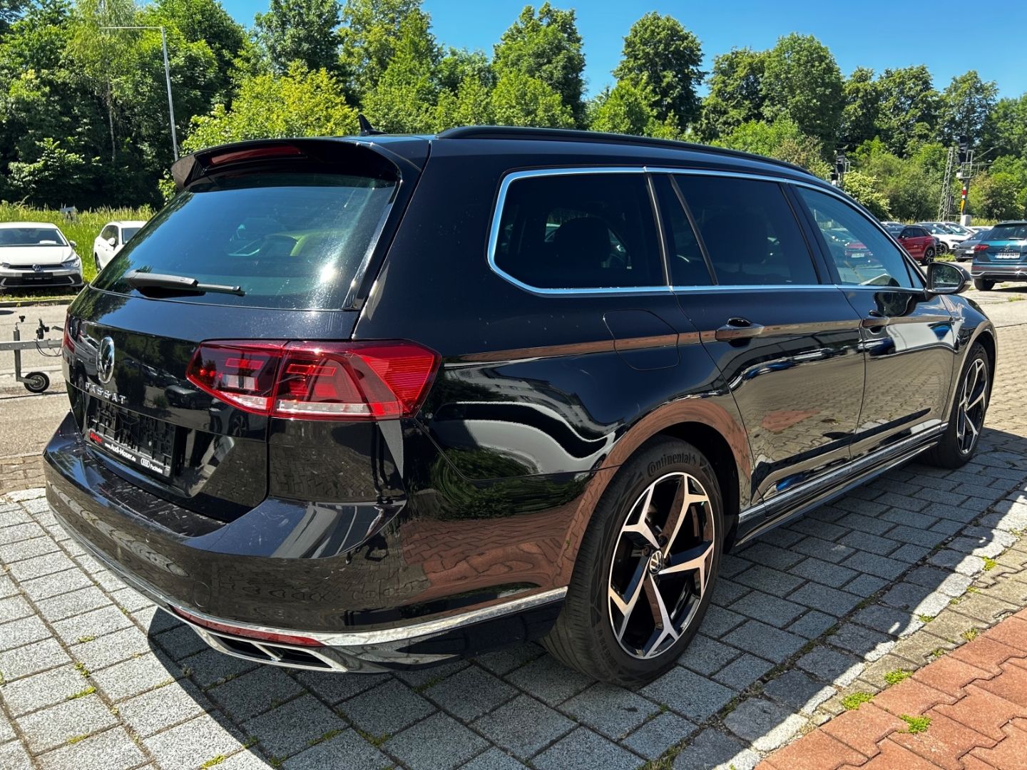 Passat Variant 2.0TDI DSG R-Line - AHK*H&K*Keyl!