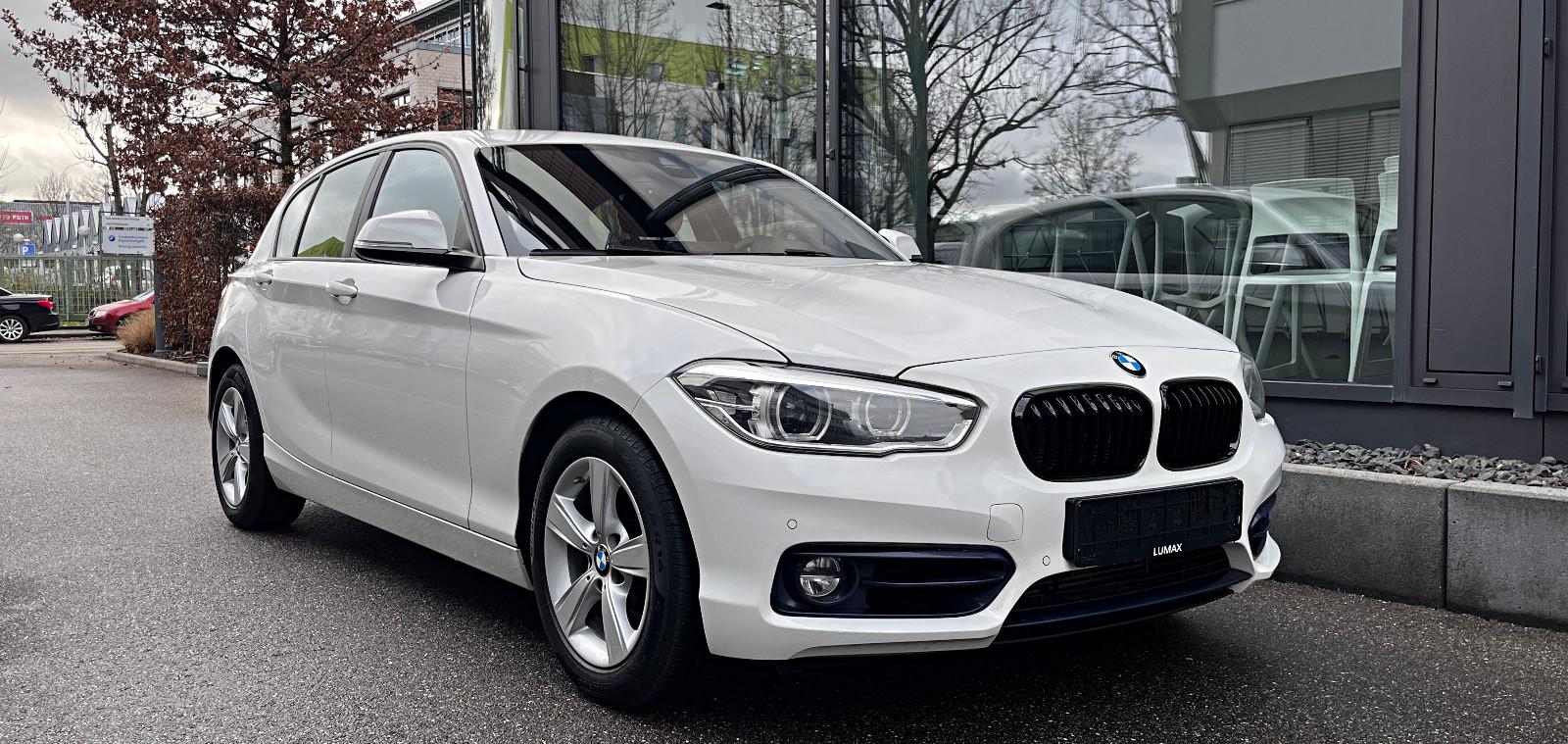 BMW 118 i Sport Line*Autom*Navi*LED*PDC*Sportsitze*