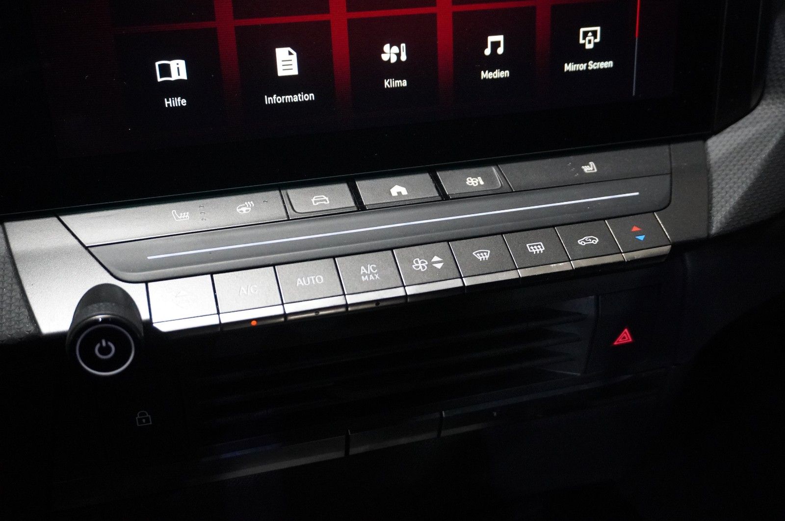 Fahrzeugabbildung Opel Astra ST 1.2T GS LINE NAVI/LED/360°/SH/SPORT/AHK