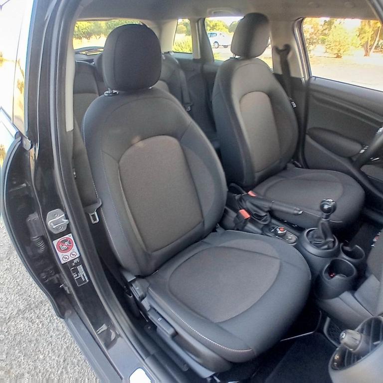 MINI Cooper D