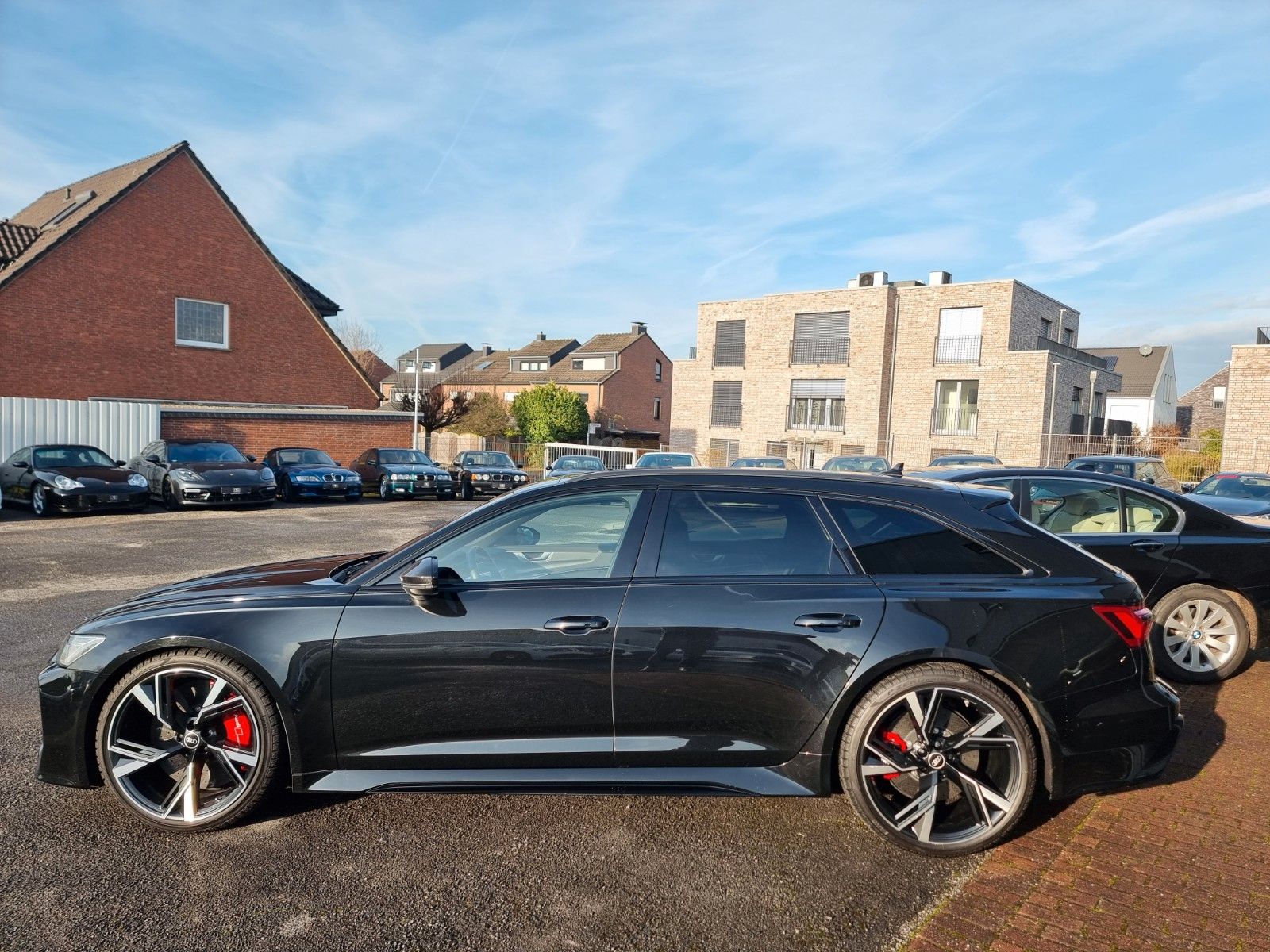 Fahrzeugabbildung Audi RS6/Dynamik Plus/Keramik/Sportabgas/RS-Fahrwerk