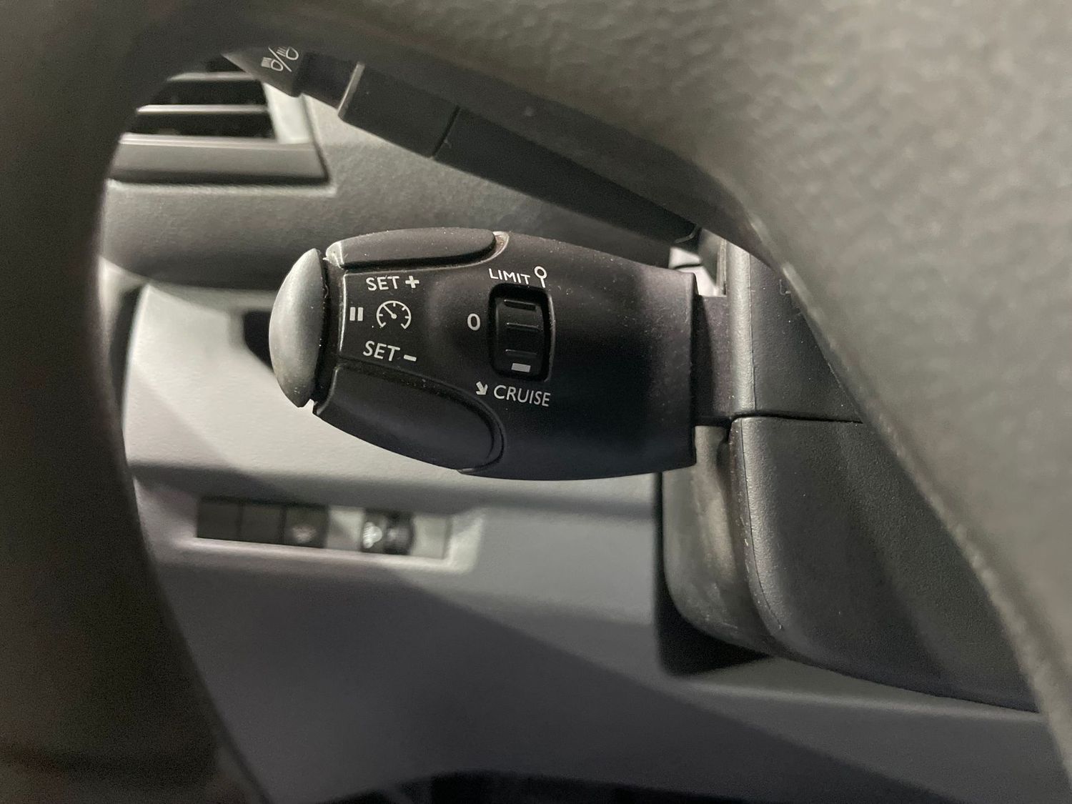 Fahrzeugabbildung Opel Vivaro Edition  L3 Sortimo#Kamera#CarPlay#Klima