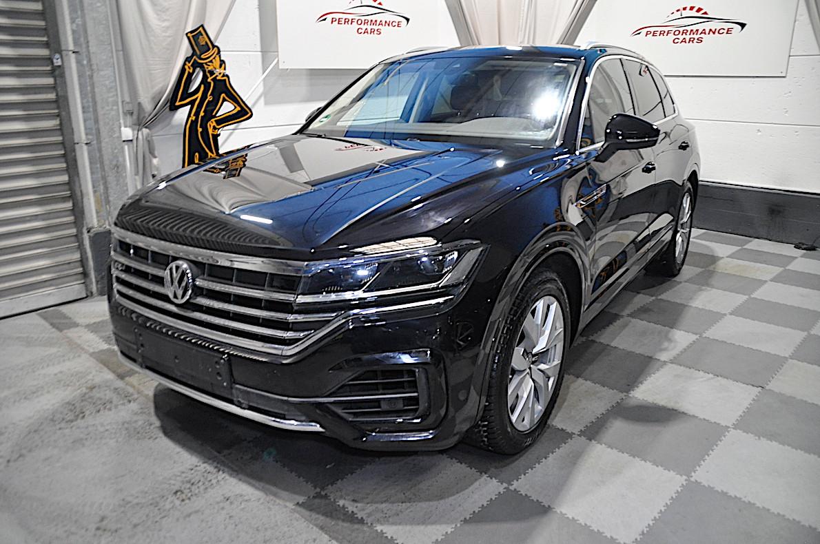Volkswagen Touareg 3.0 V6 TDI SCR 4MOTION DRIVE -R LINE-