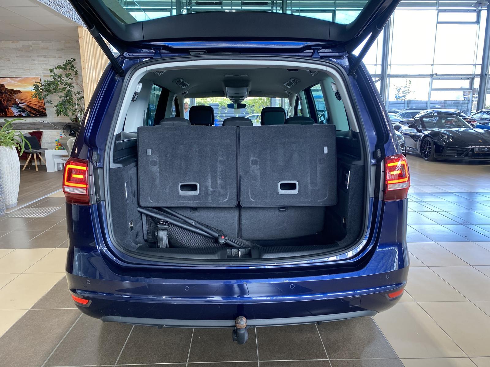 Volkswagen Sharan IQ.DRIVE 7-Sitzer R.Cam Navi AHK ACC SHZ, миниатюра 6