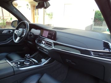 BMW X7 - 8