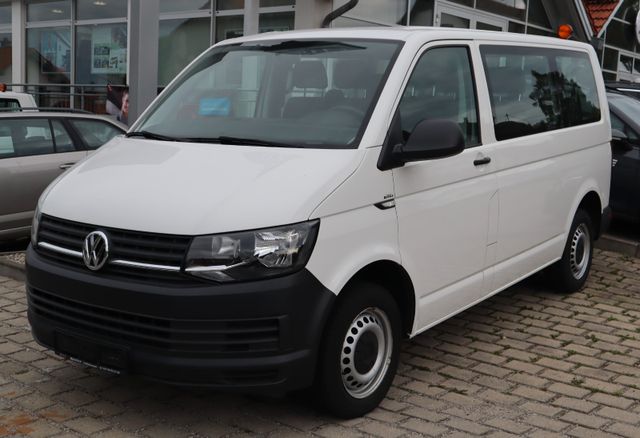 Volkswagen T6 Kombi 9-Sitzer