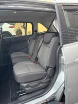 Ford Grand C-Max Titanium Rentnerfahrzeug - Ford Grand C-Max mit Benzin-Antrieb: Automatik