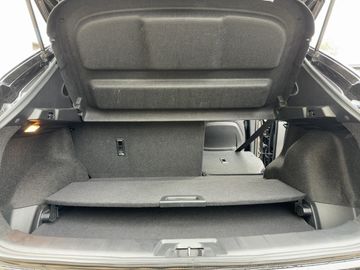 Nissan Qashqai 1.3 DIG-T N-CONNECTA 140PS LED NAVI