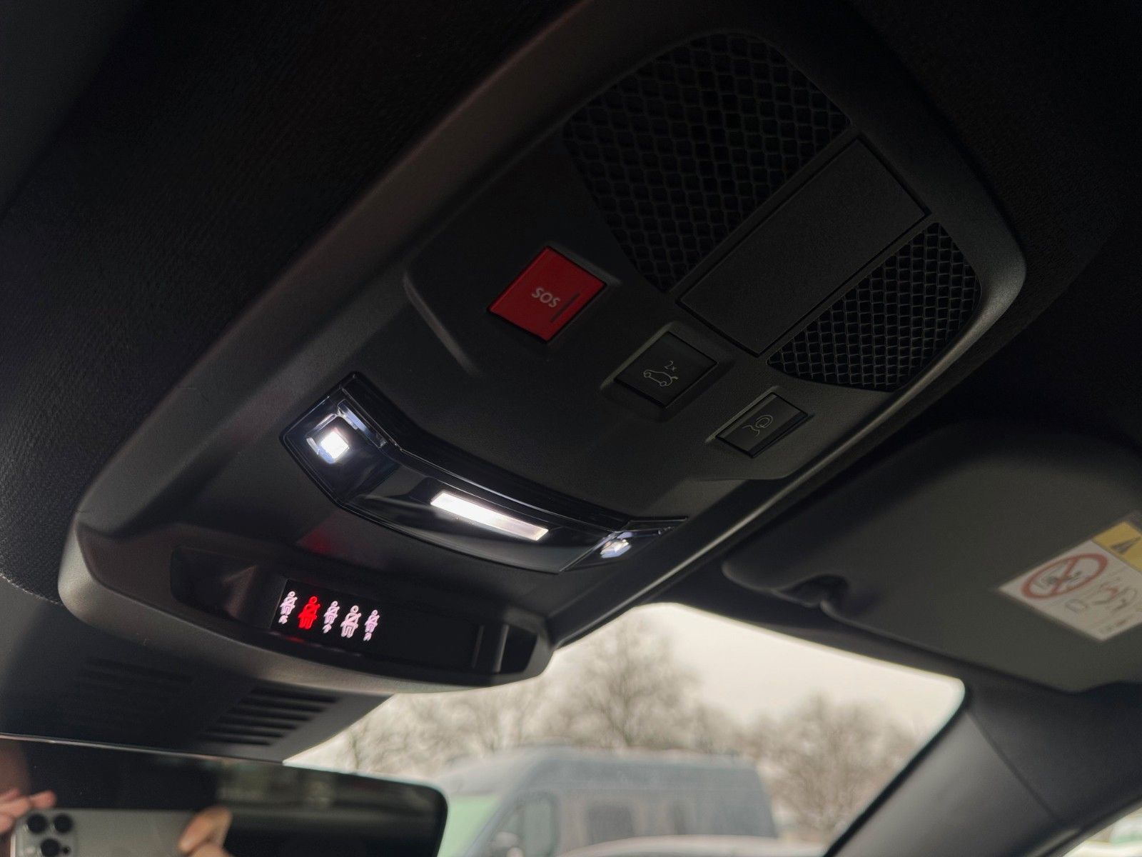 Fahrzeugabbildung Alfa Romeo Junior Ibrida 1.2 Intensa Automatik Navi Kamera