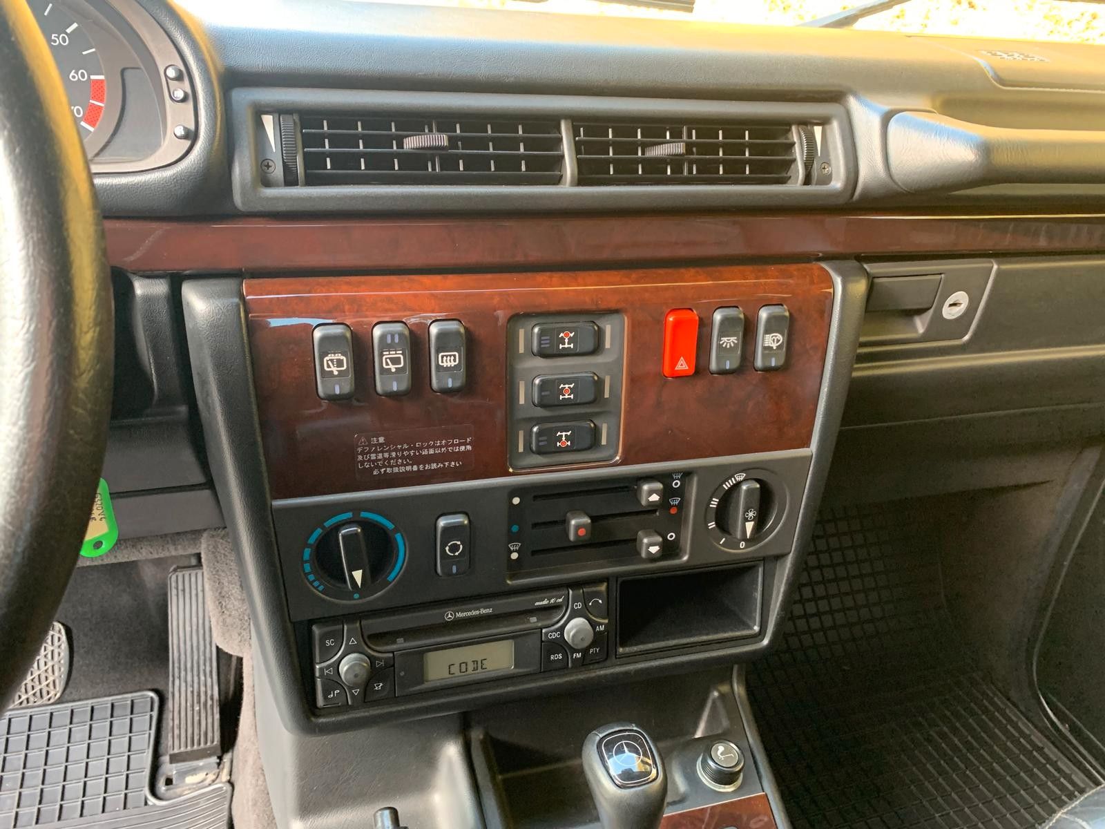 Fahrzeugabbildung Mercedes-Benz G 320 kurz/Erstlack/Bestzustand/Historie