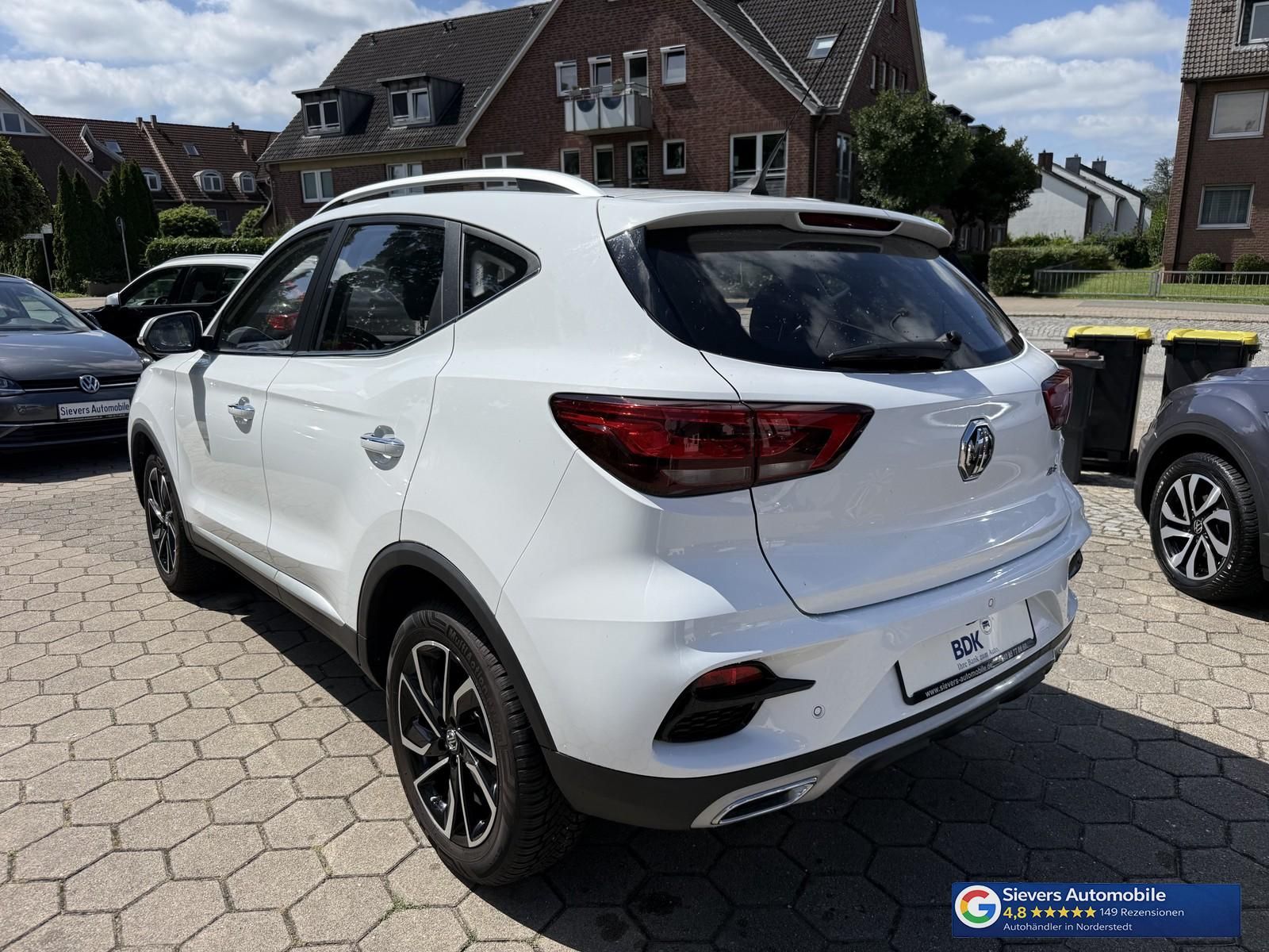 MG ZS