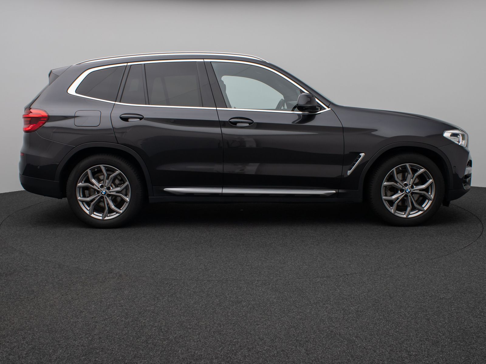 Fahrzeugabbildung BMW X3 xD20d xLine 360°HUD DAB HiFi Alarm Komfort