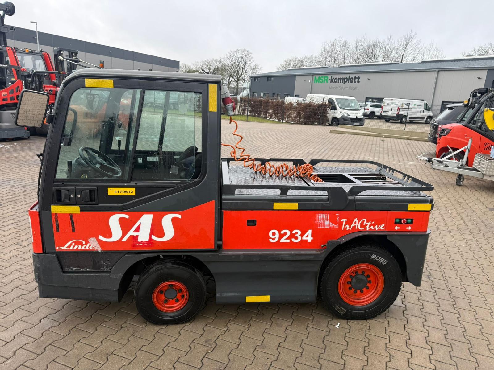 Linde P 250 - Schlepper