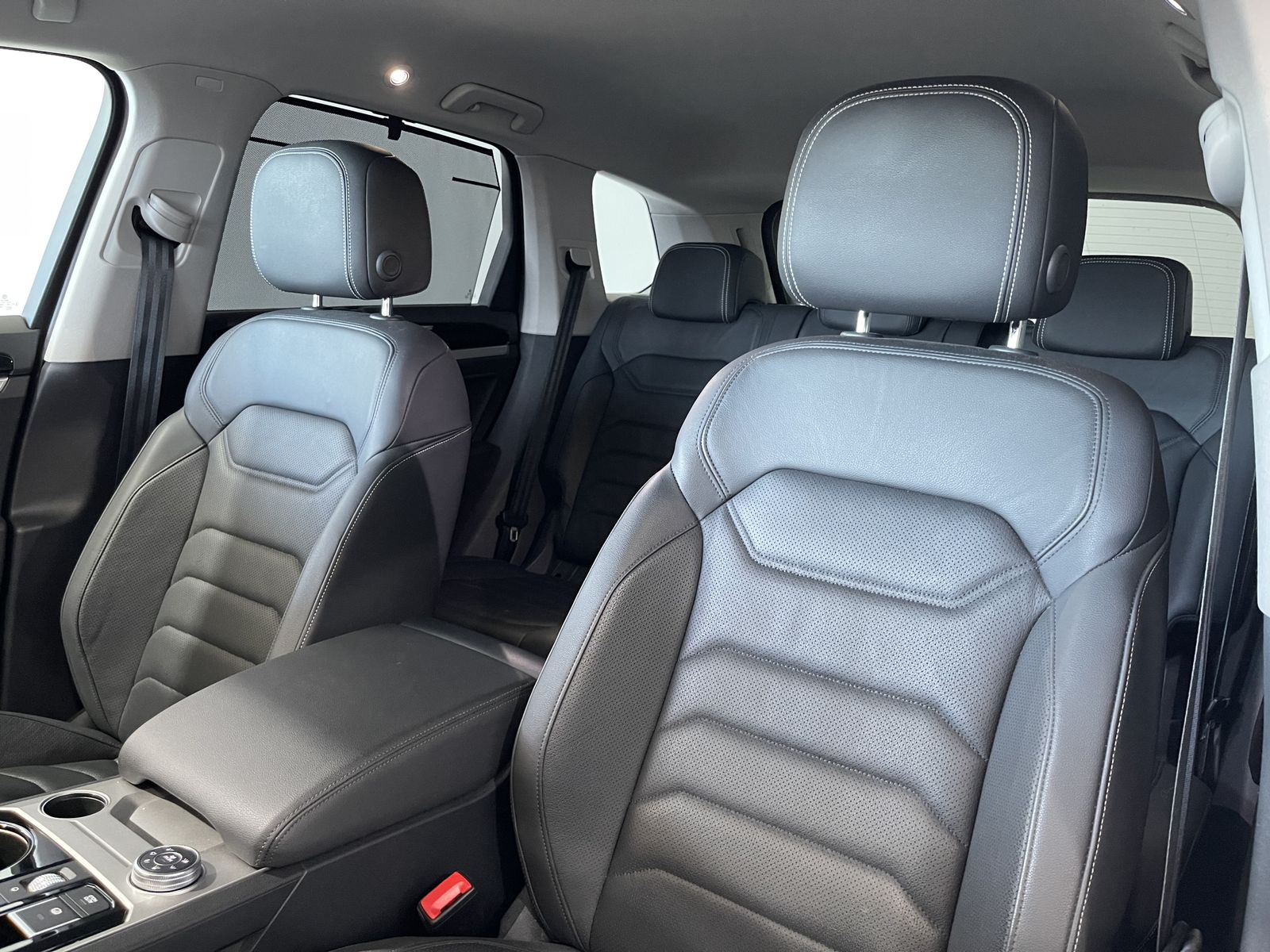 Fahrzeugabbildung Volkswagen Touareg 3.0 TDI*4Motion*AHK*Leder*Digital*Cam*