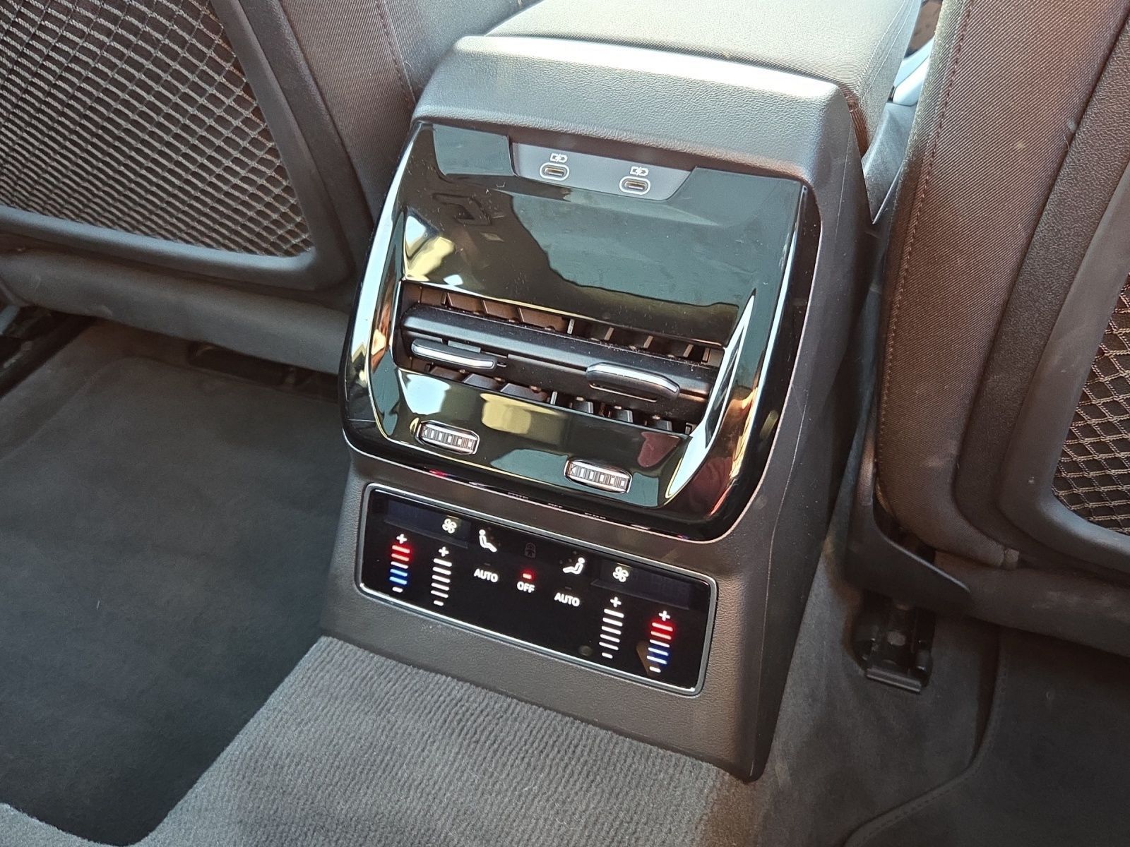 Audi A6 - Bild 17