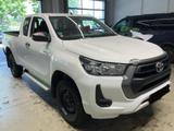 Toyota Hilux Extra Cab Duty 4x4 - Toyota Hilux: Extra Cab