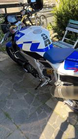 Aprilia RSV 1000 Tuono - APRILIA NAKED BIKE