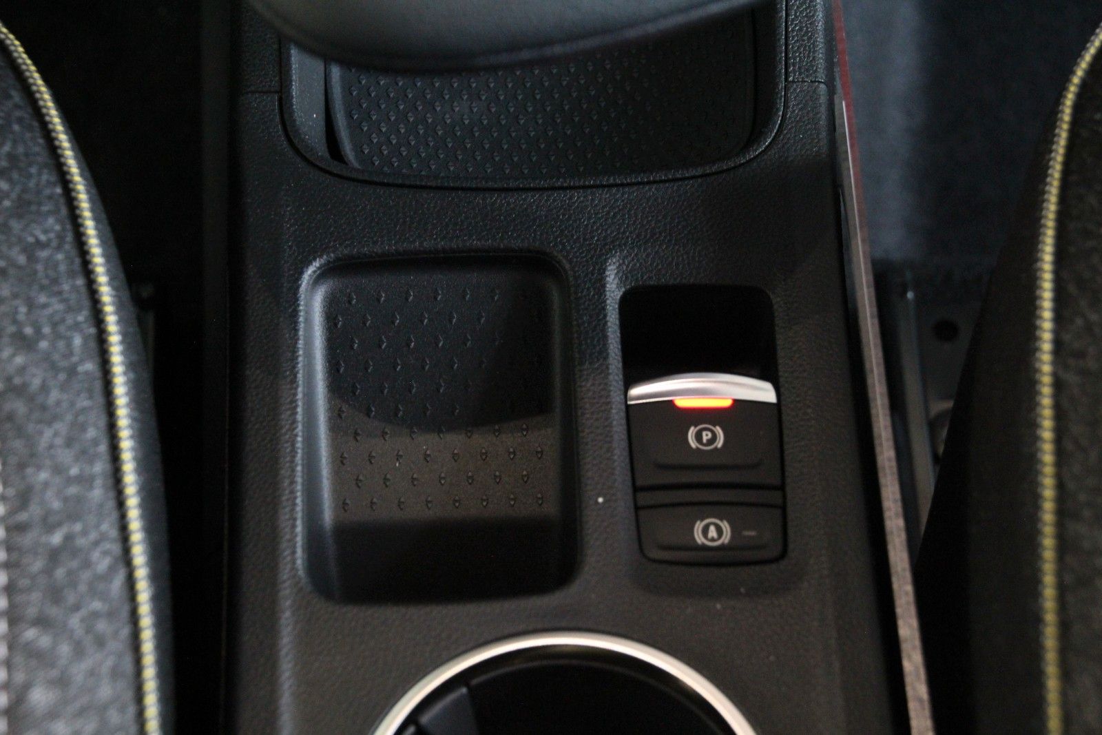 Fahrzeugabbildung Mitsubishi Grandis 1.8 HEV Intro Edition