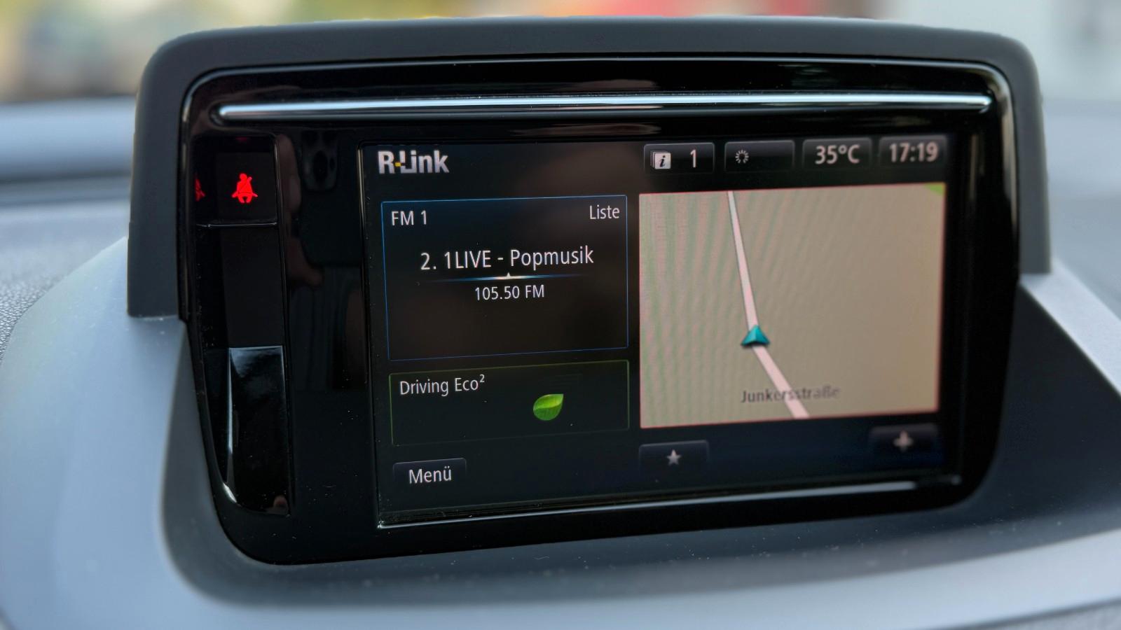 Renault Megane 2015 — photo 14