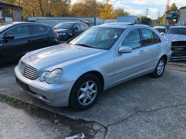 Mercedes-Benz C 200 CDI ELEGANCE