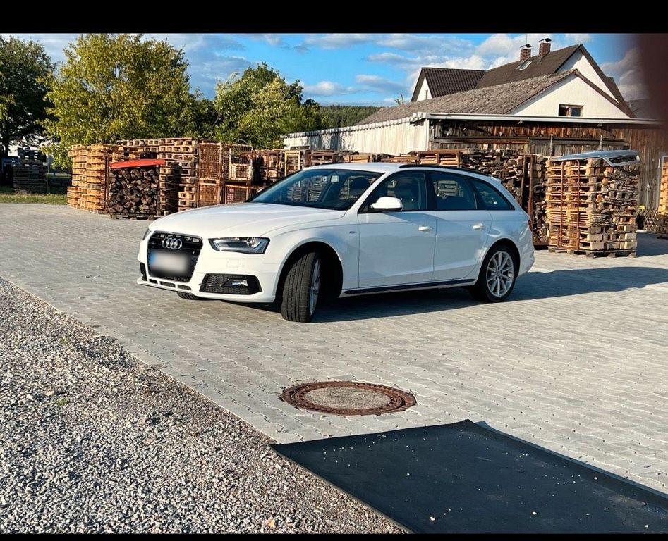 Image of Audi A4