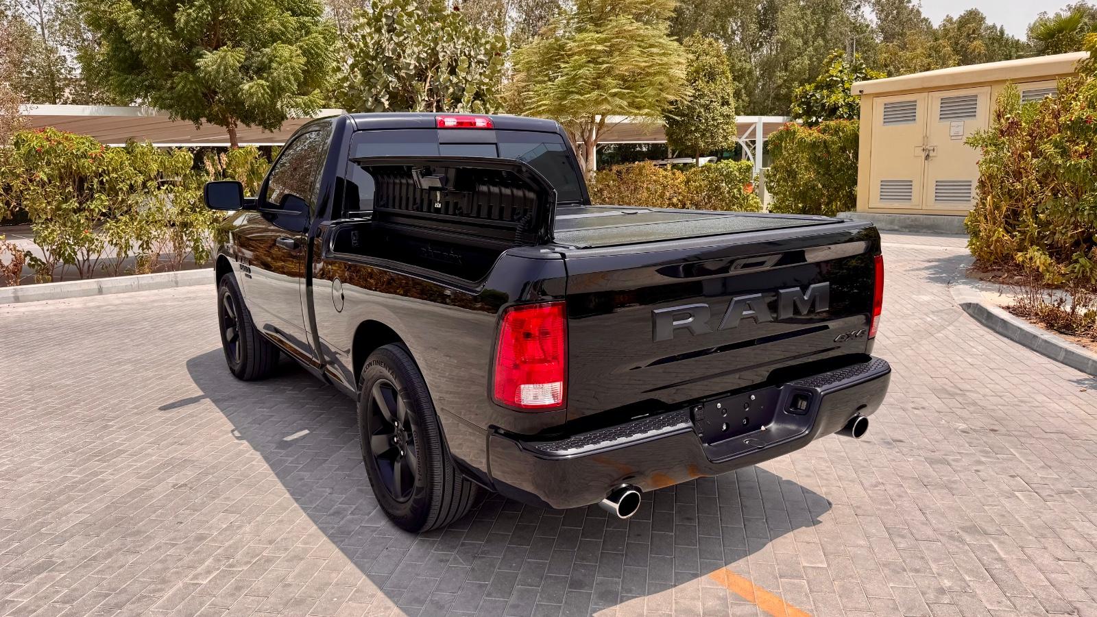 Dodge 5.7*V8*4X4*SINGLE*RAMBOX*CLEAN-CARFAX*AHK*NAVI*