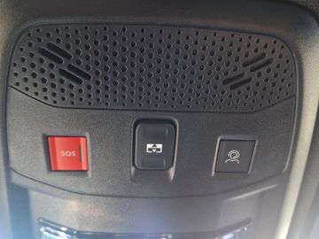 Peugeot 2008 GT 1.2 PureTech 130 360+AHK+Kam.+KeyLess+SD