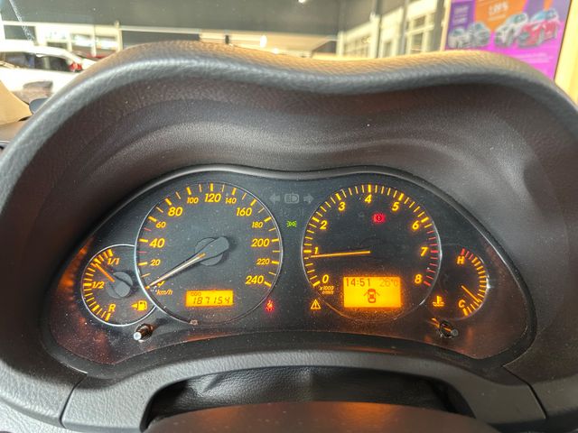 Toyota Avensis  1.8 Liftback