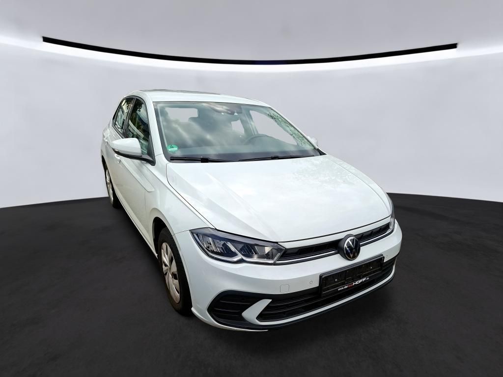 Volkswagen Polo - 1