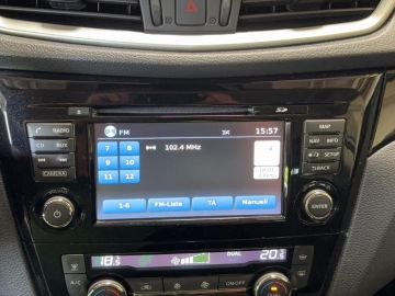 Nissan Qashqai N-Connecta Automatik* Navi* 360* Kamera*