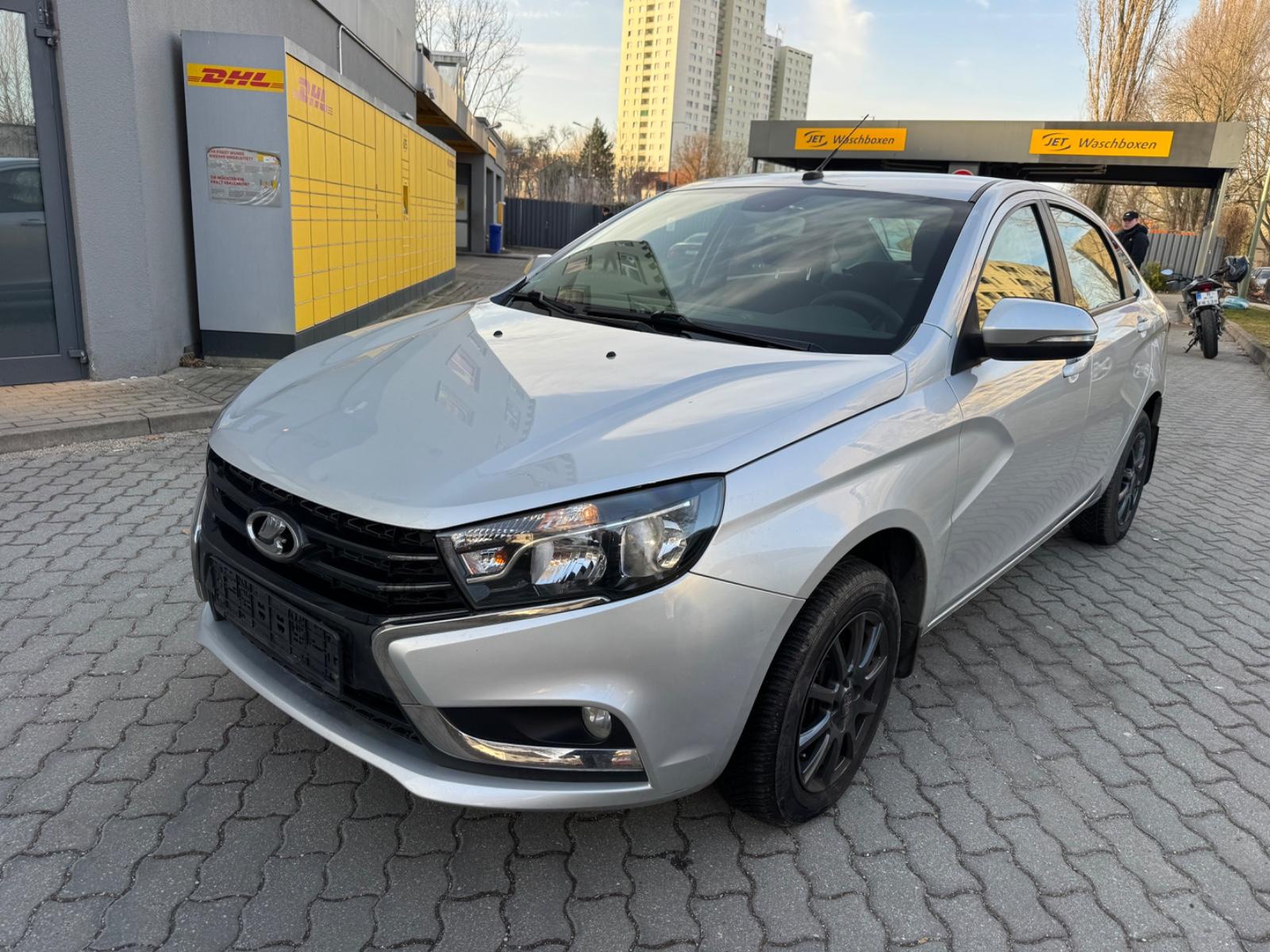 Lada Vesta 1.6/ Automatik/ TÜV NEU/ 1 HAND/ Garantie