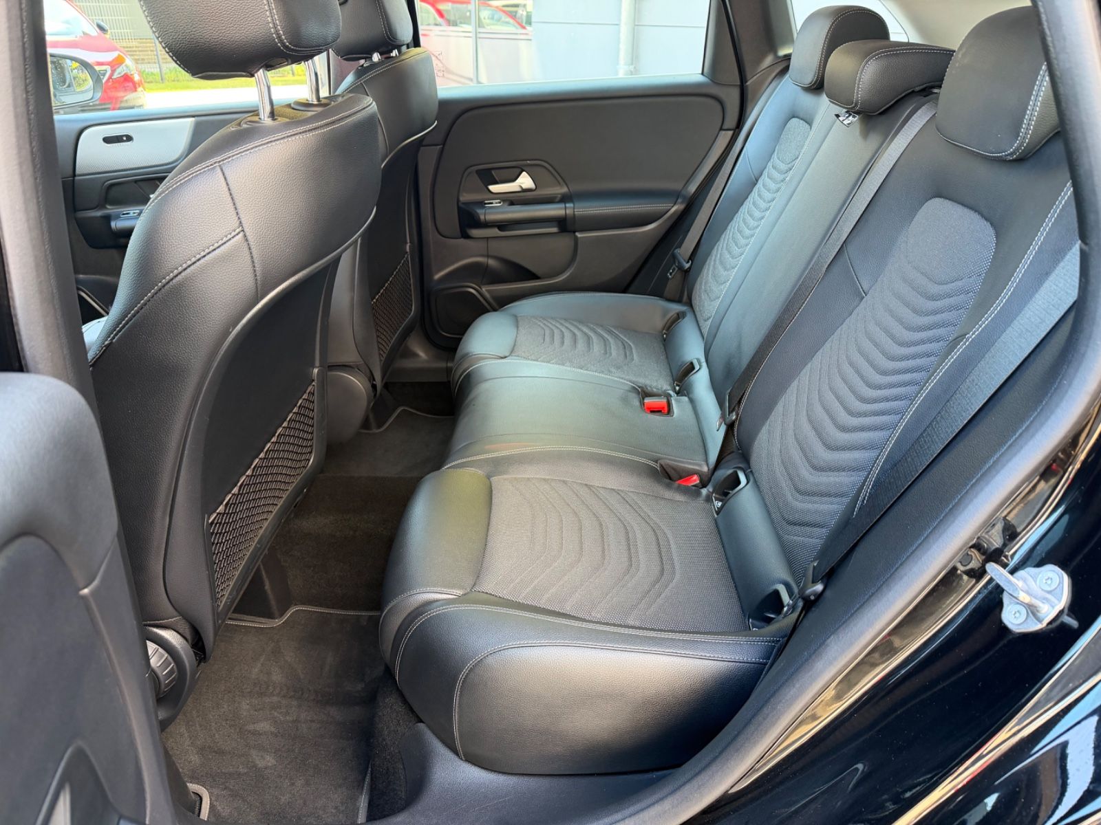 Mercedes-Benz B 200 d/LED/ALU/AUTOMATIK/50000KM/TOP* foto 18