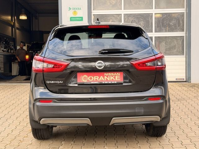 Fahrzeugabbildung Nissan Qashqai 1,3 DIG-T N-Connecta Automatic*ProPilot*