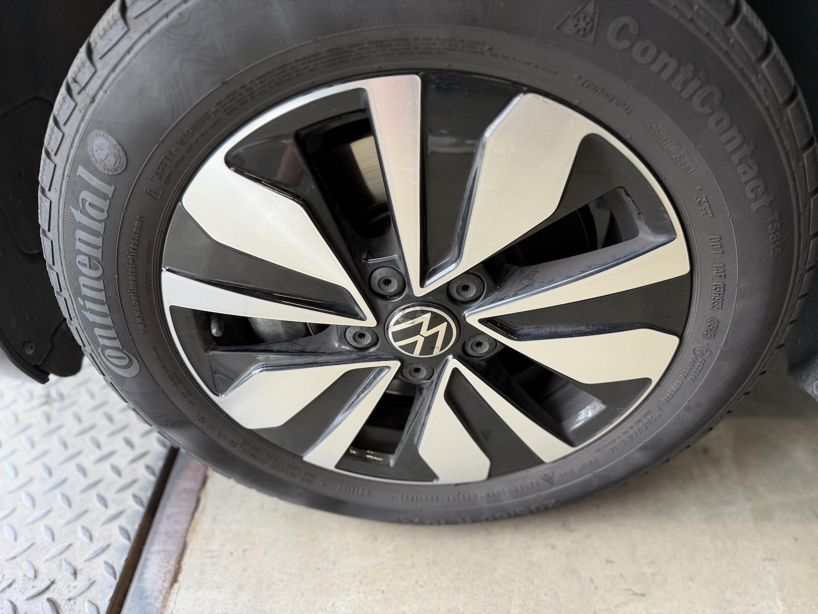 Volkswagen Touran 1.5TSI DSG Goal 7 Sitze NAVI Heckkl.el., миниатюра 3