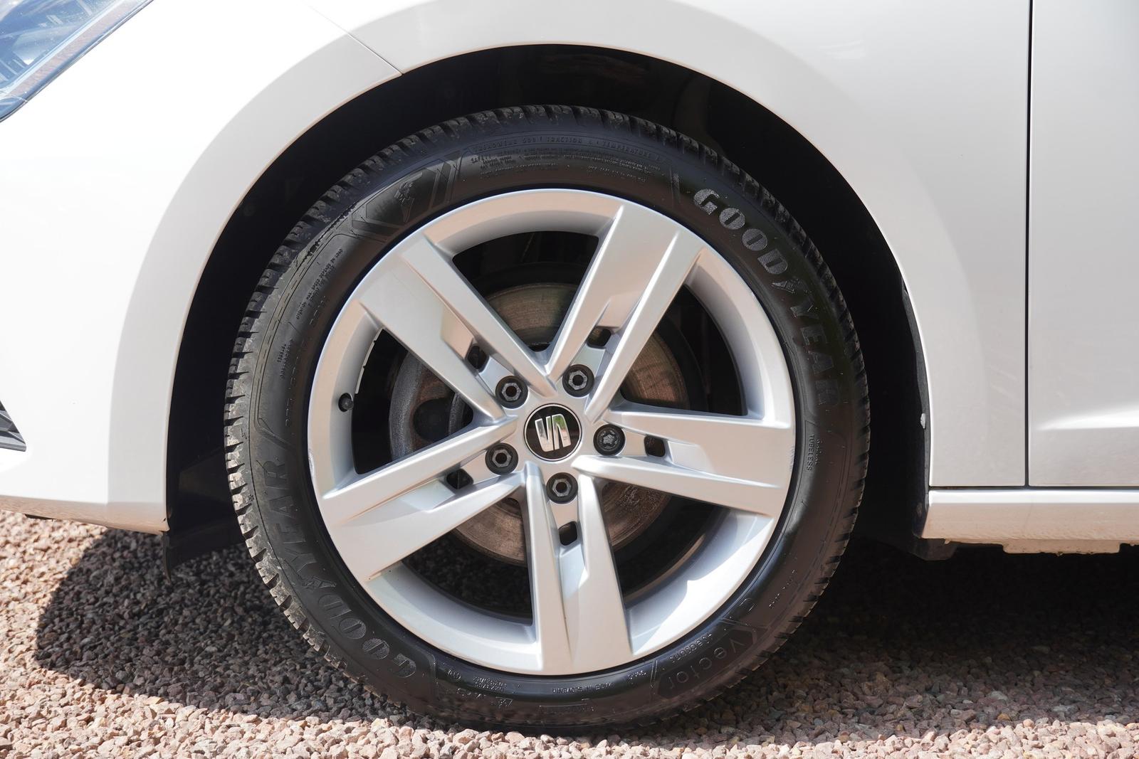 Seat Leon 1.4 TSI FR LED Navi Tempomat PDC Bluetooth