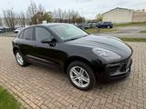 Porsche Macan,Garantie, el. AHK,Panorama SD,Klappenausp.