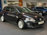 Volkswagen Golf VII Lim. 1.6 TDI *CUP*DSG*SITZH.*TEMPO.*PDC - Volkswagen Golf Limousine Cup mit Diesel-Antrieb