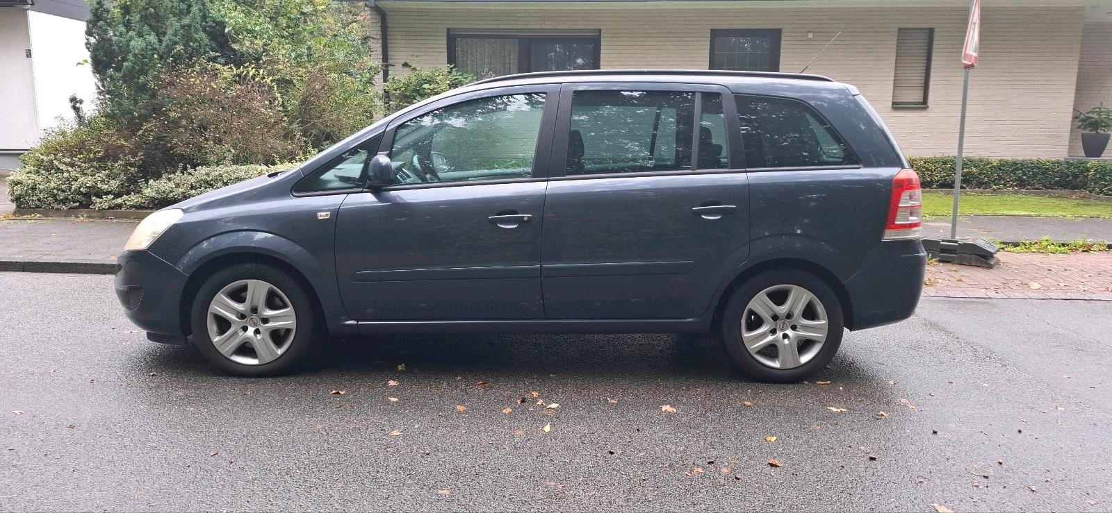 Opel Zafira 2009 — photo 7