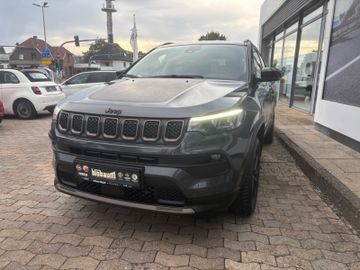 Fahrzeugabbildung Jeep Compass High Upland 4xe ACC AHK Nav Klimaaut uvm