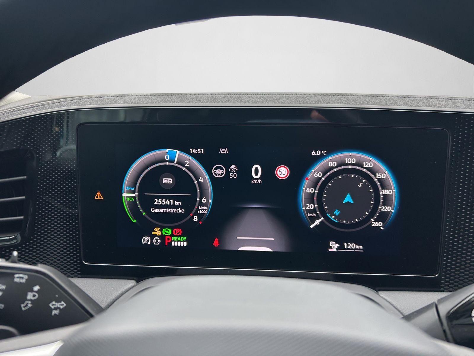 Volkswagen Passat Variant - Bild 11