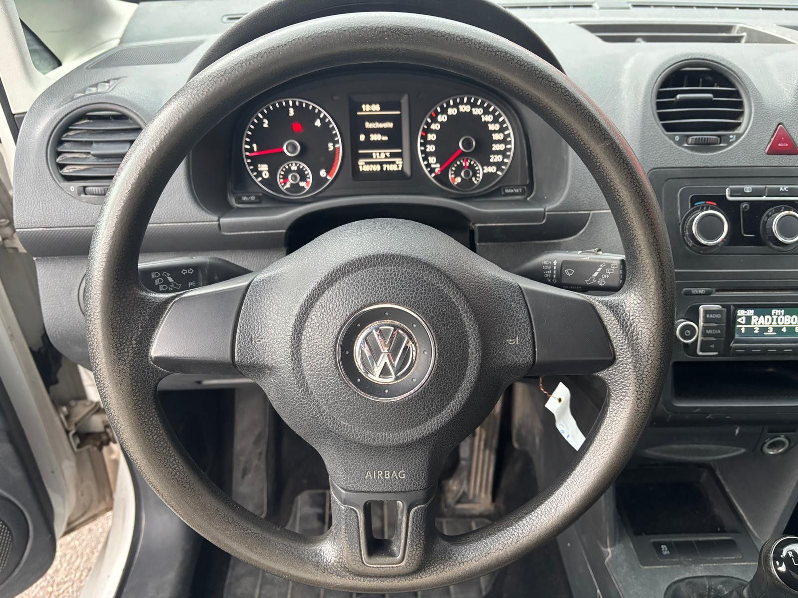 Fahrzeugabbildung Volkswagen Caddy 1.6 TDI Kasten EcoProfi-KLIMA-AHK-BC-FZV-